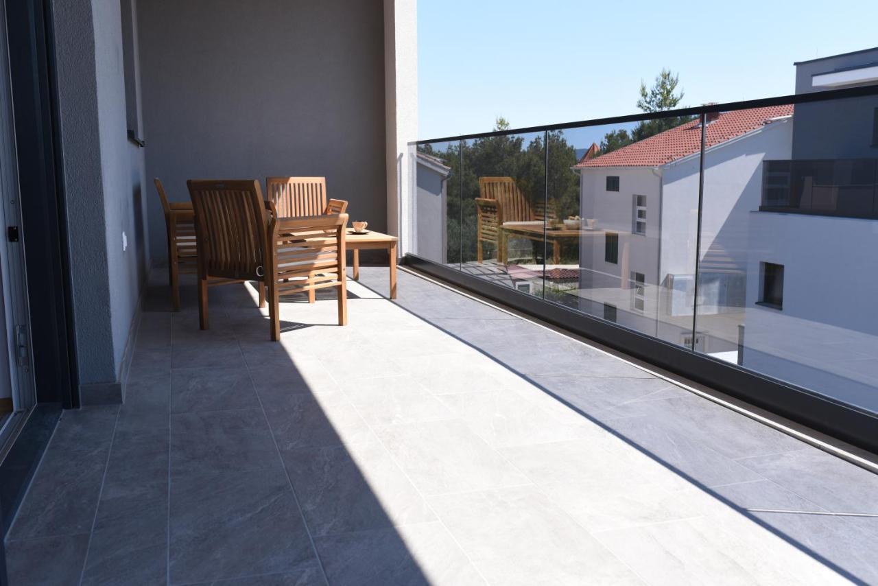 B1Villa Srima Bagian luar foto